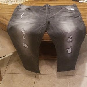 NWOT Distressed Denim Jean's
